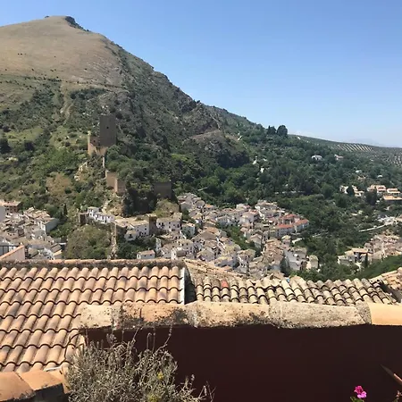 بيت للعطل Mira *